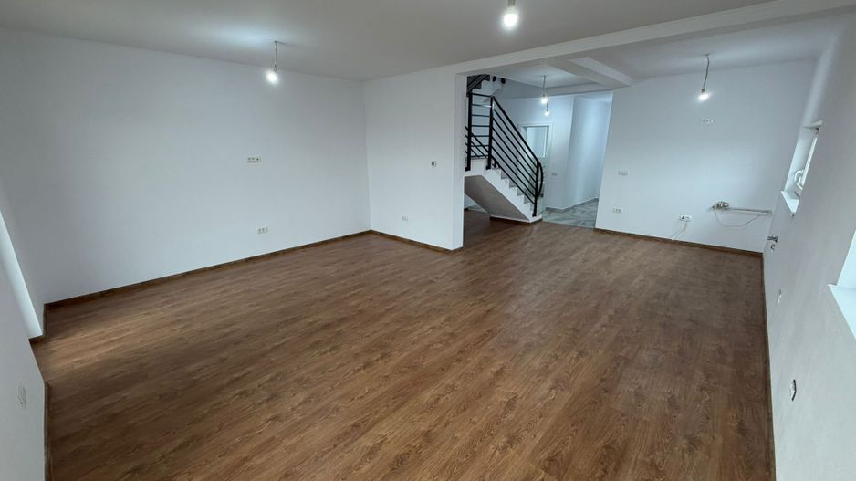 COMISION 0%, Casa Individuala, 4 Camere, 105 mp si 350 Teren, SACALAZ - Poză 7