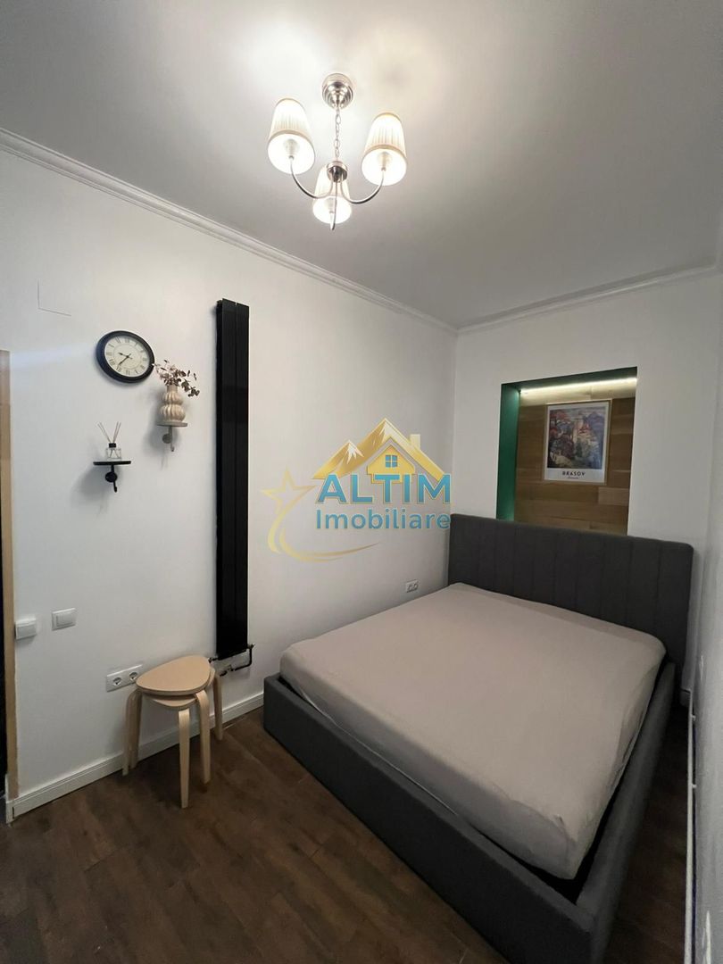 OPORTUNITATE: Garsonieră în Centrul Istoric, Brașov - Poză 1