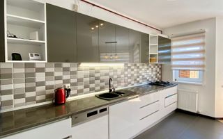 Casa PET FRIENDLY, tip duplex, Sanpetru, strada - Poză 8