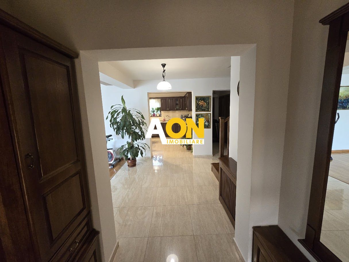 Casa Individuala 4 Camere,3 Bai, Zona Cetate 350mp Teren - Poză 22