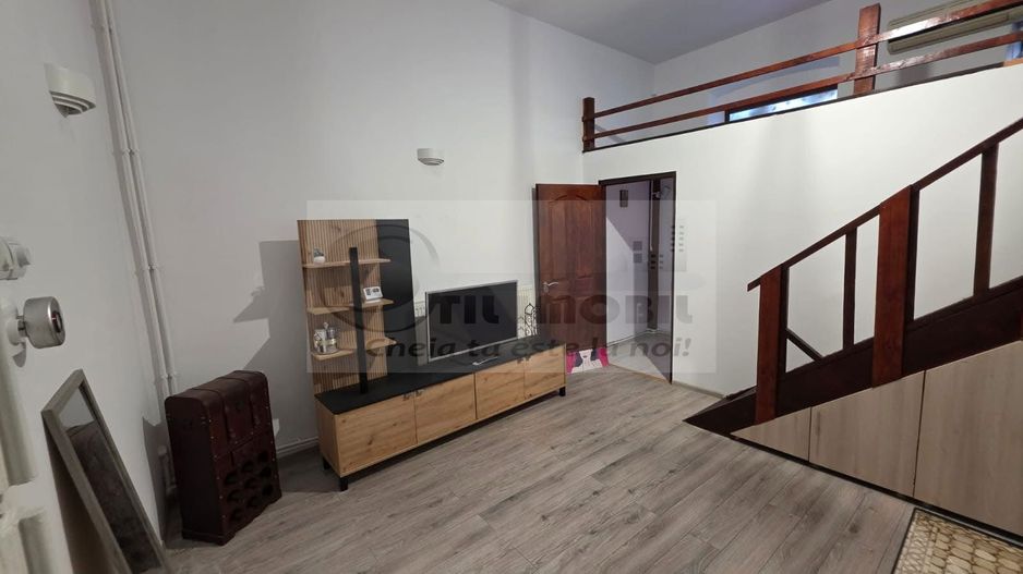 Casa cu 2 camere si living - zona Centrala, Piata Independentei - 700€ - Poză 7