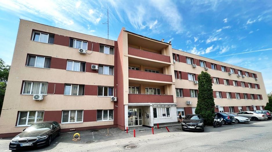 Garsonieră renovată, zona UTA - Poză 1