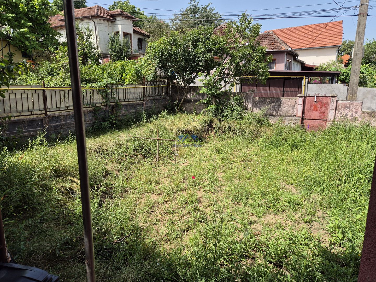 Vand casa 3 camere, garaj, curte, baie si buc, zona Gh. Apostol, 277mp - Poză 6