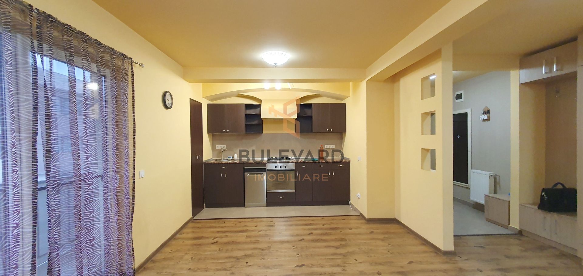 Apartament cu 2 camere +2 parcari, zona Parcul Poligon! - Poză 3