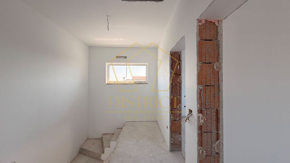 COM 0% Duplex cu 4 camere, despărțit prin camera tehnica | Mosnita Noua - Poză 7