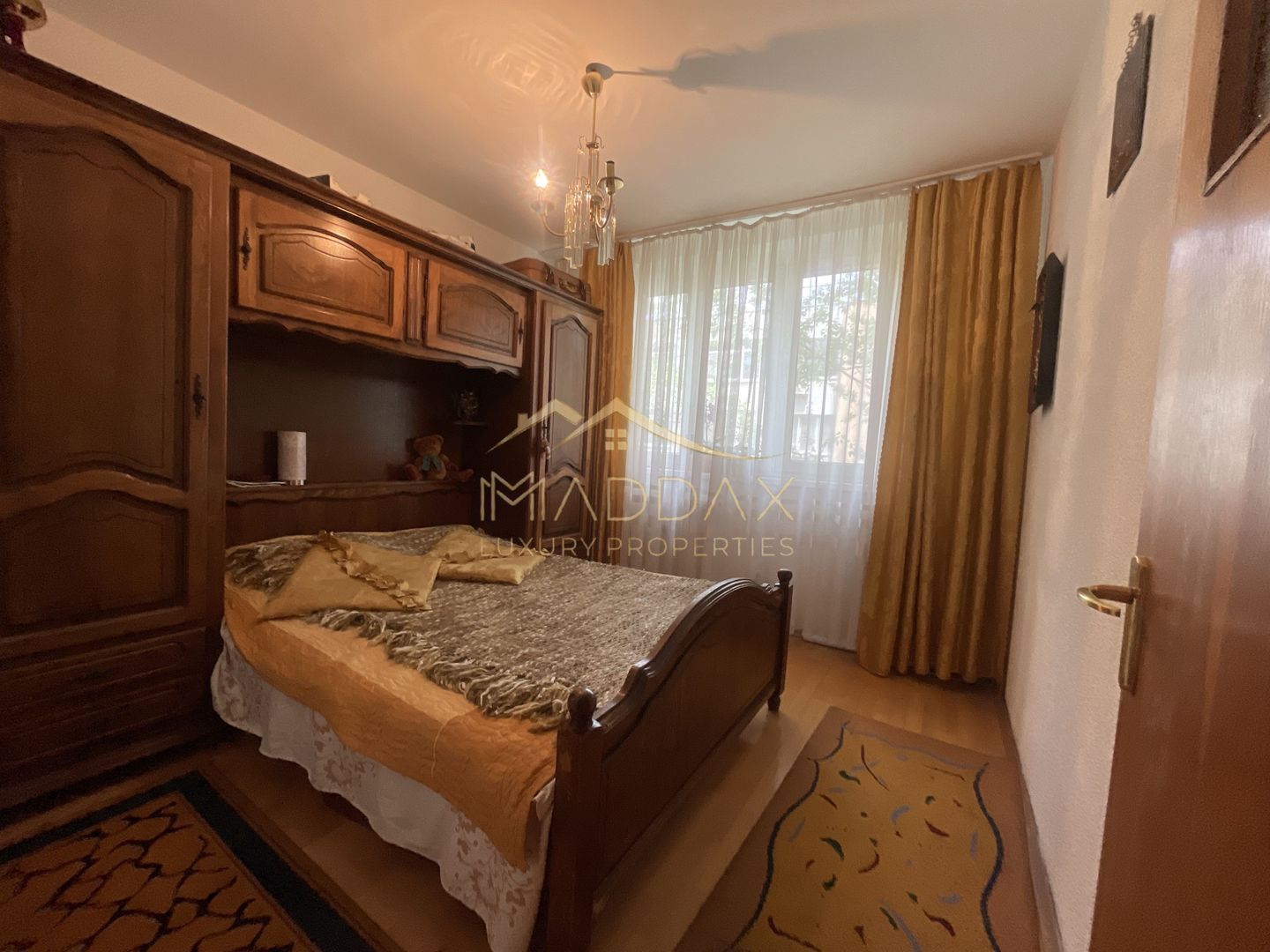 //Apartament 4 camere****Parcare + Boxa//Apusului - Poză 9