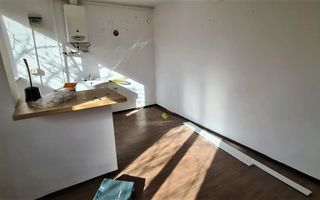 Spatiu de Inchiriat, Pretabil Birouri/Salon, 90 mp - Poză 3