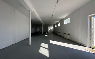 Hală de vânzare, Buhuși - Poză 3