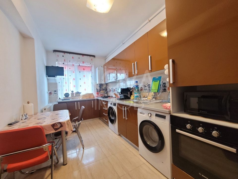Apartament 3 camere complet mobilat si utilat, 2 locuri de parcare – Etaj 1 - Poză 7