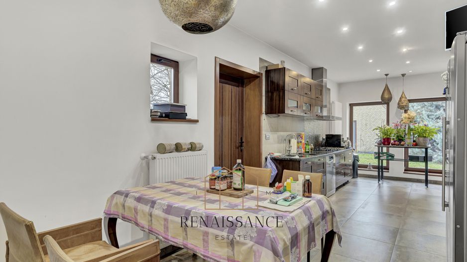 Timisoara Plopi Casa pe Parter cu Piscina | 8 Dormitoare 5 Bai | 3340m - Poză 18