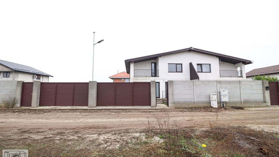 Soluție Locativă pentru Firme: Vilă cu Capacitate Mare în Ciorogarla - Poză 26