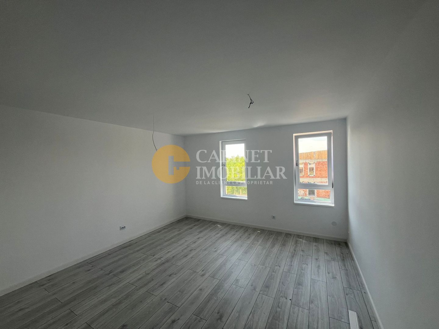 Casa 6 camere 268 MP Valea Lupului - Poză 10