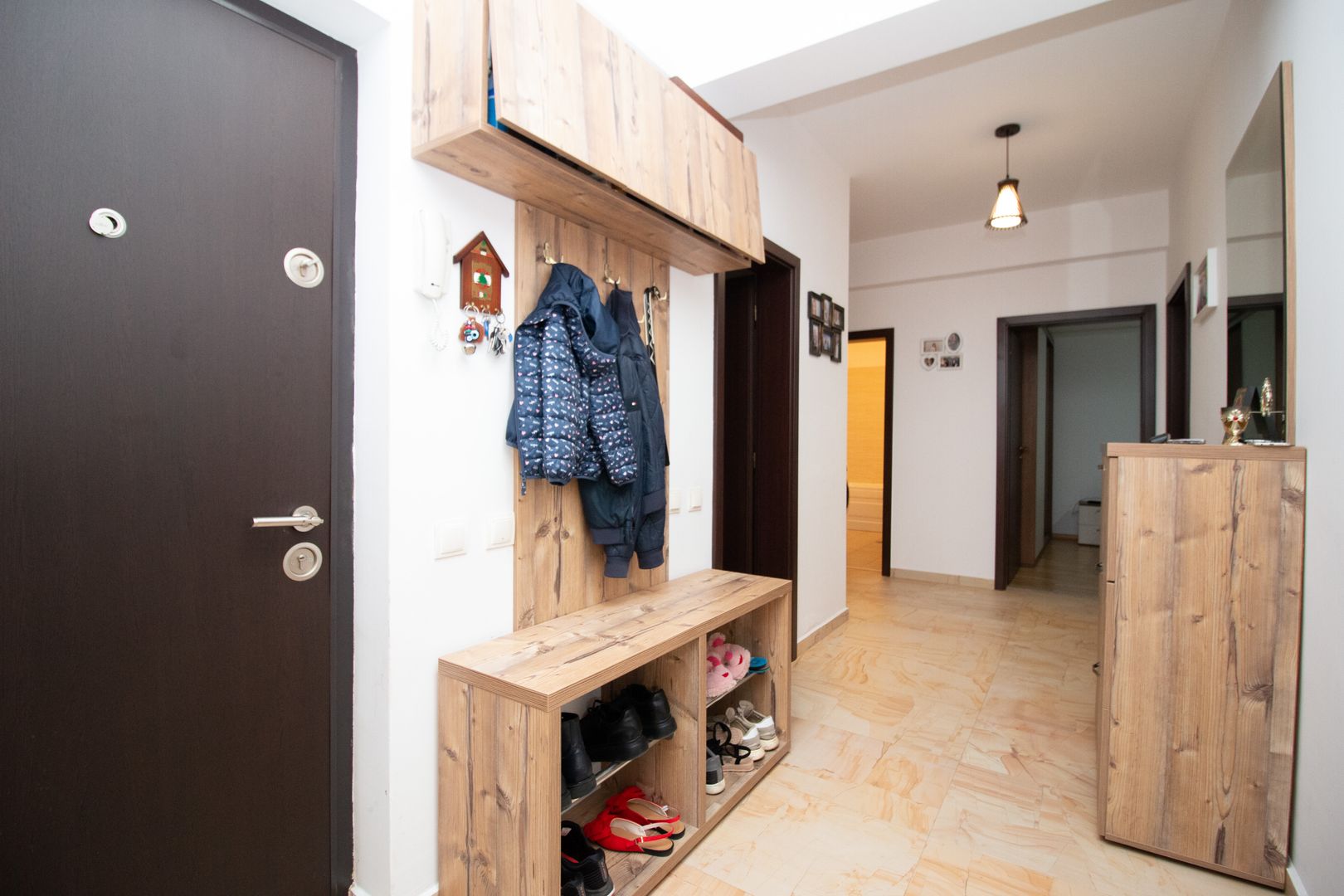 Apartament de vanzare 3 camere Cartierul Latin Prelungire Ghencea - Poză 9