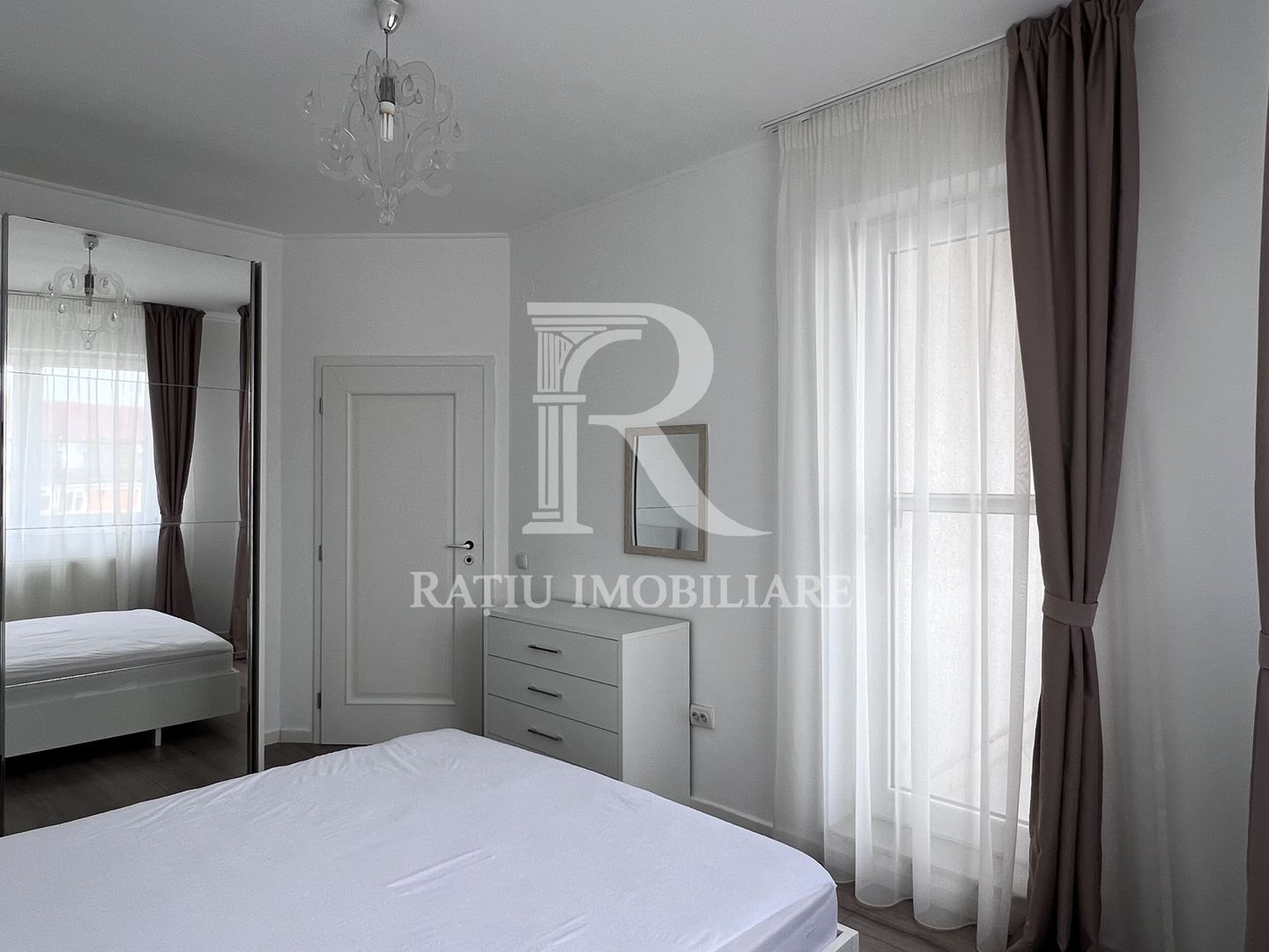 2 Camere cu Vedere Panoramică | Zona Luceafărul | Oradea - Poză 9