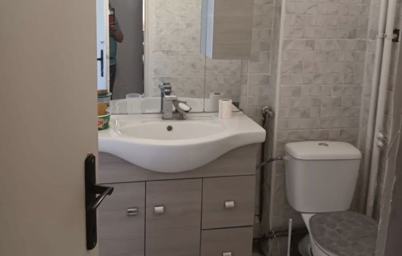 Inchiriez apartament cu 4 camere ultracentral, Punctele Cardulinale - Poză 2