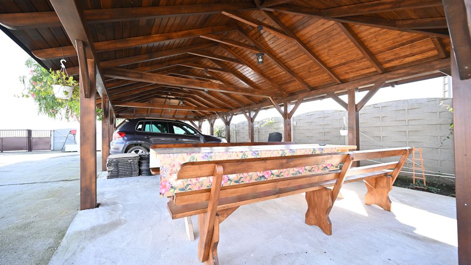 Casa P+1E, cu anexe si hala - Poză 21