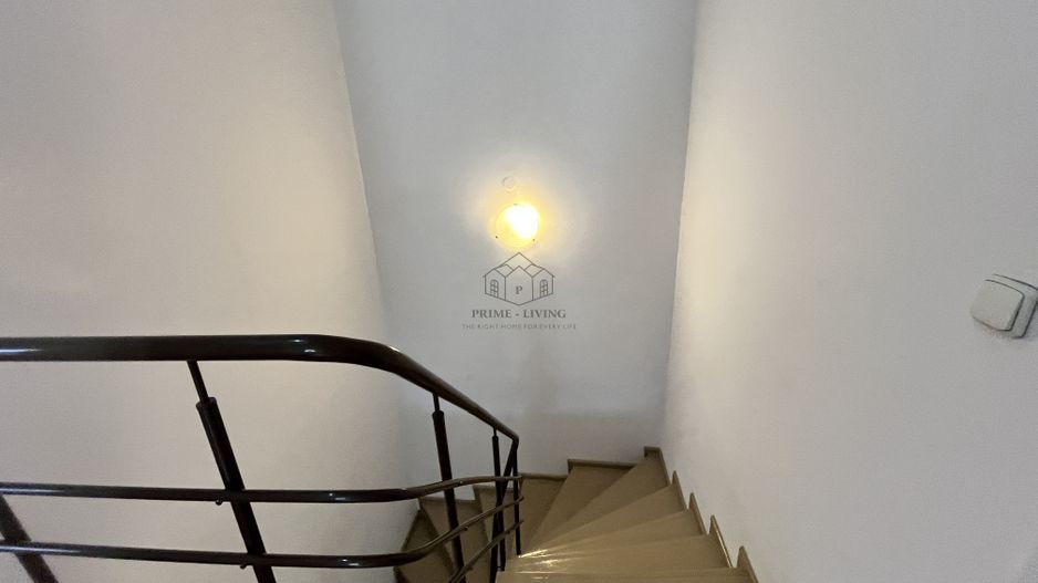 VILA CU 5 CAMERE LA INCHIRIERE PE MALUL LACULUI STRAULESTI - Poză 18