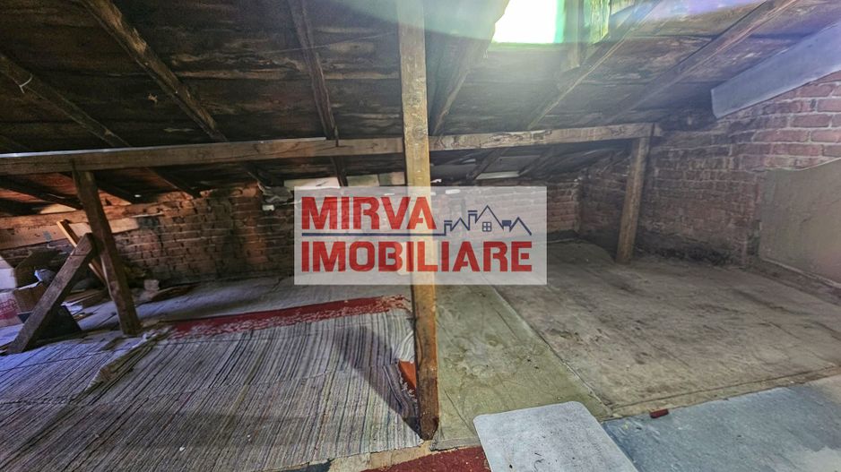 Casa P+1E+M, cu 5 camere în Cantacuzino – ideală birouri sau locuință - Poză 46