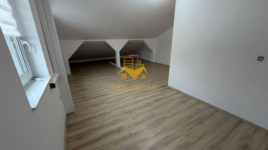 Casa 4 camere, Parcare, Valea Chintaului, Chinteni, curte, P+E1 - Poză 13