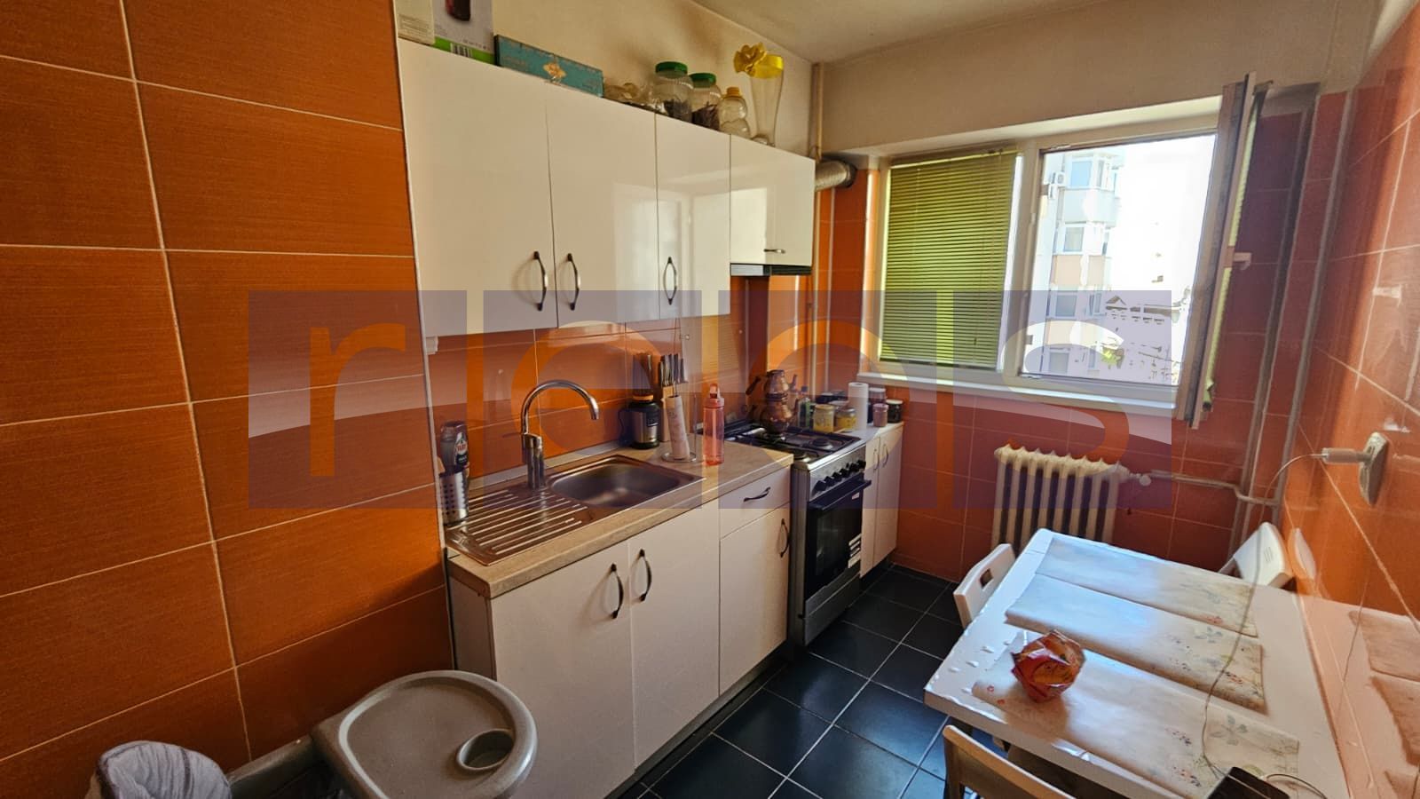 DE VÂNZARE APARTAMENT 3 CAMERE – CALEA VICTORIEI – BLOC REABILITAT - Poză 9
