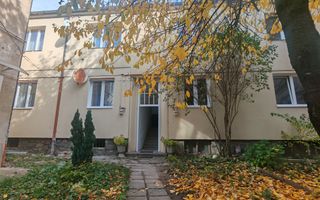 De închiriat apartament 3 camere  etajul 1 zonă ultracentrală. - Poză 8