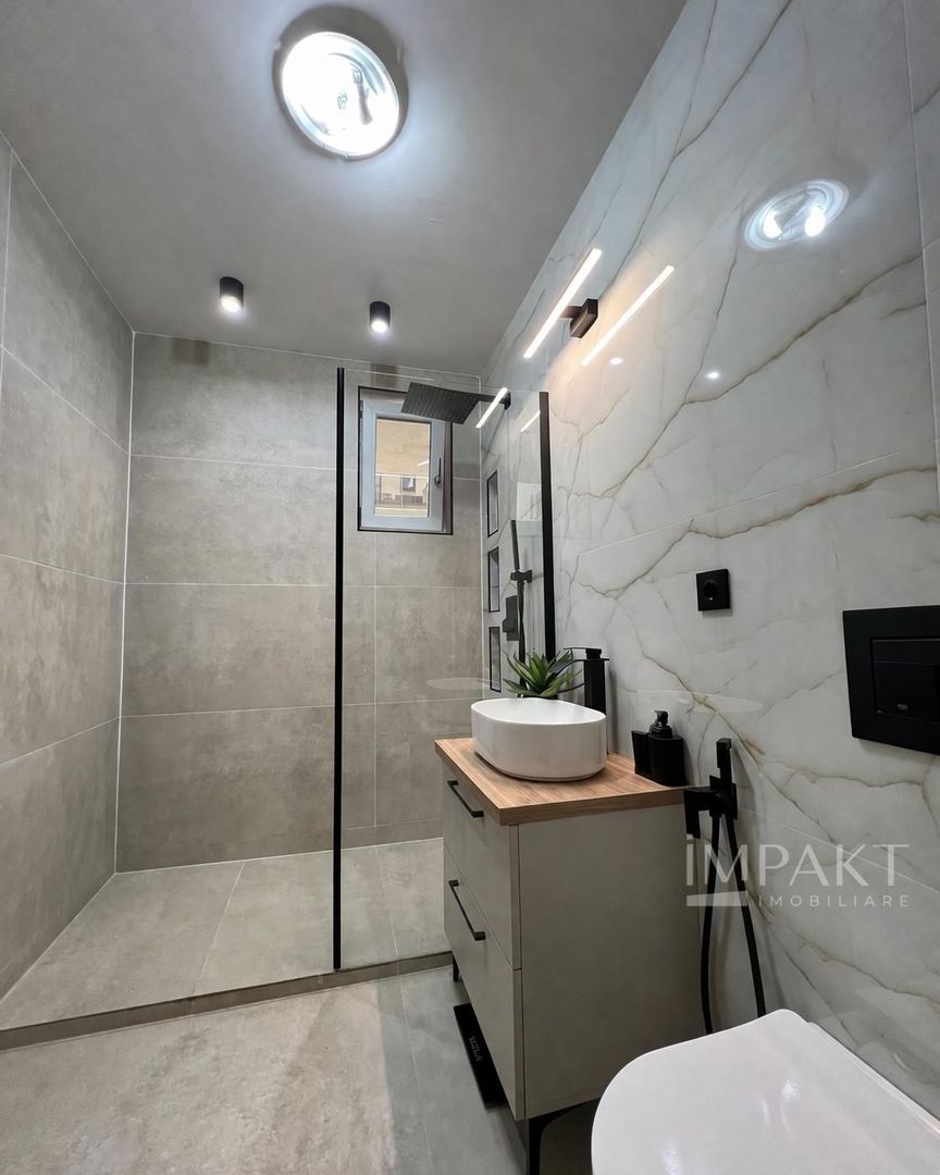 Apartament ultrafinisat cu terasa si view - Poză 8