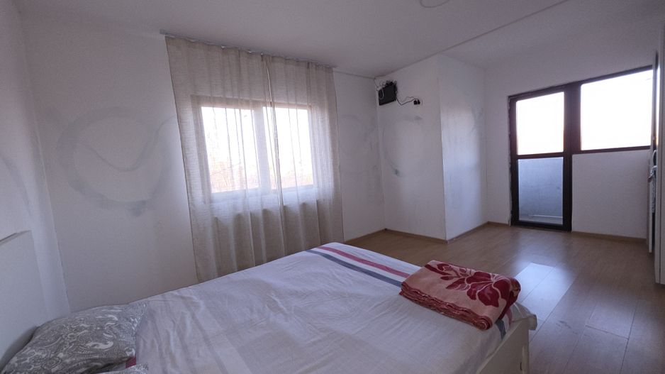 Vila individuala 4 camere! Stefanestii de jos I str Bisericii - Poză 9
