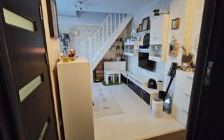 Apartament 3 camere de vânzare - Poză 5