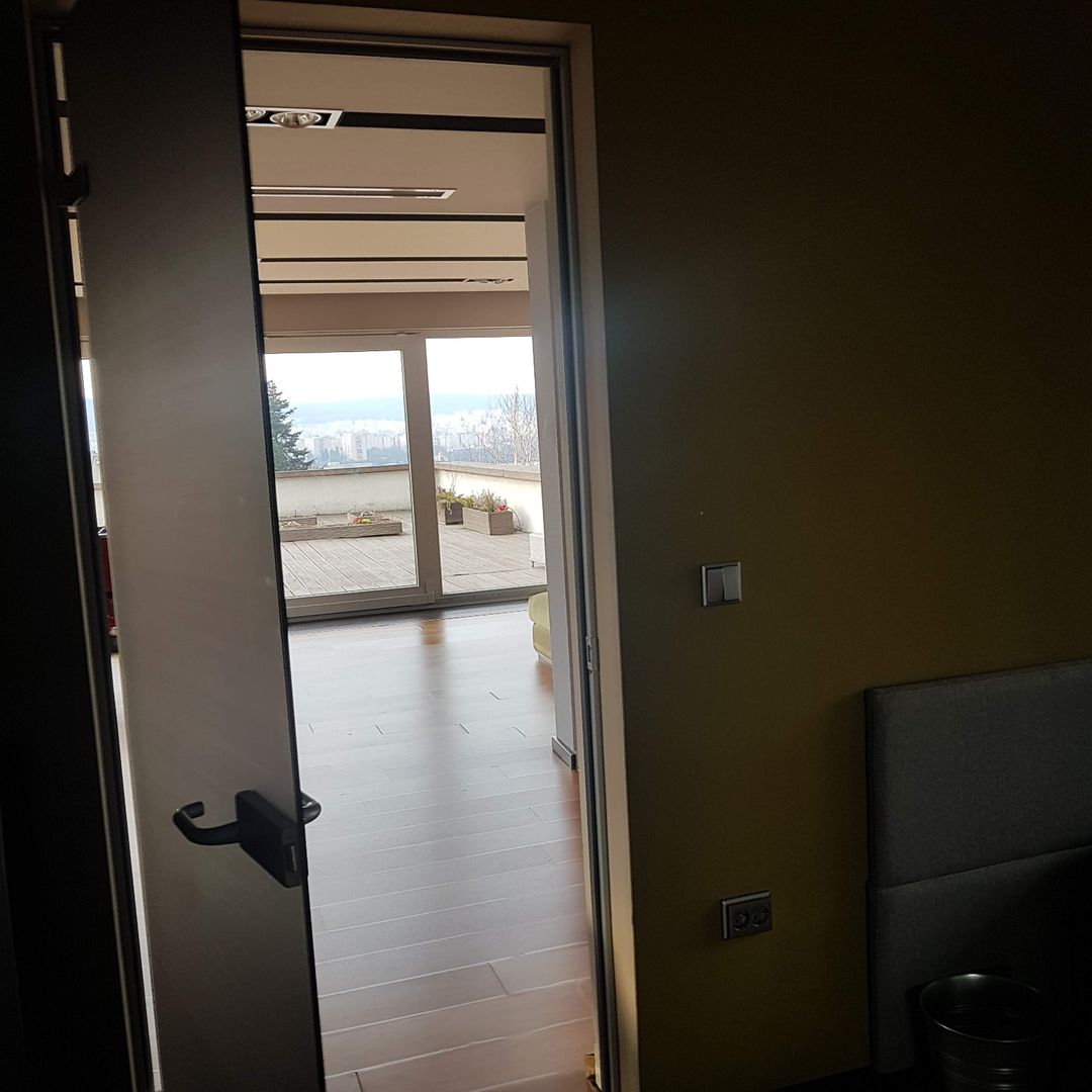 De inchiriat! Casă deosebita in Gruia, panorama spectaculoasa! - Poză 17