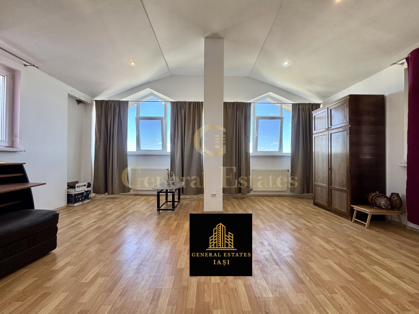 Vânzare apartament în 3 Nivele cu Terasă, Cug-șos.Nicolina - Poză 9