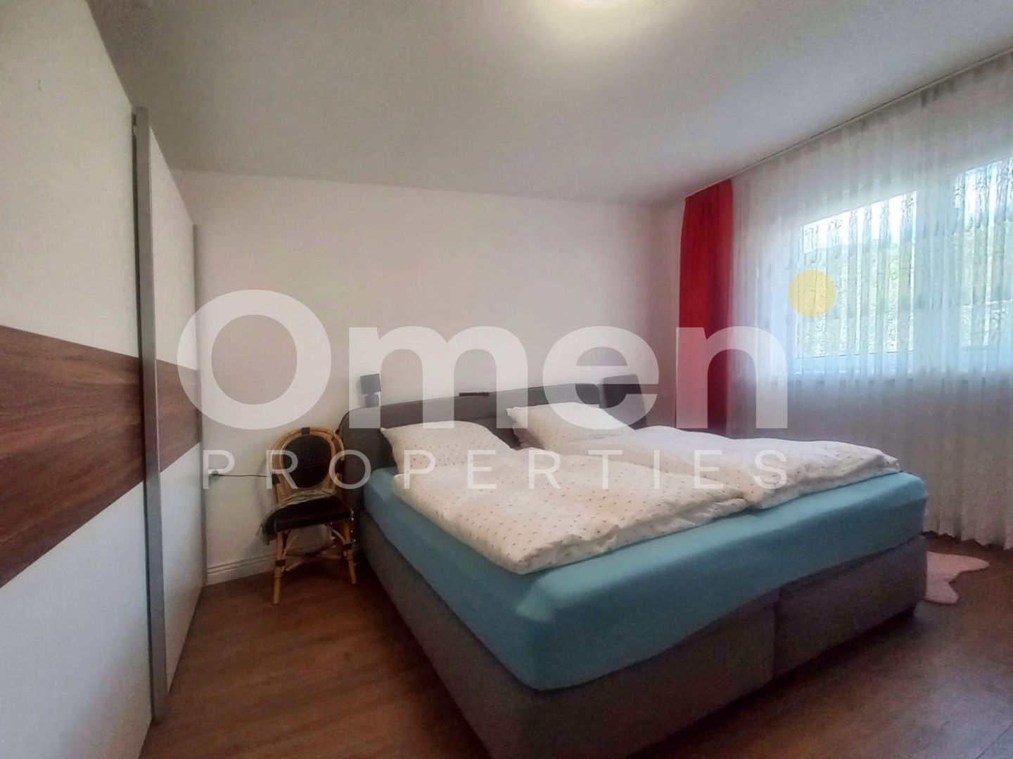 Casă de vanzare P+1, 282 mp utili, Tăuții-Măgherăuș – zonă liniștită - Poză 8