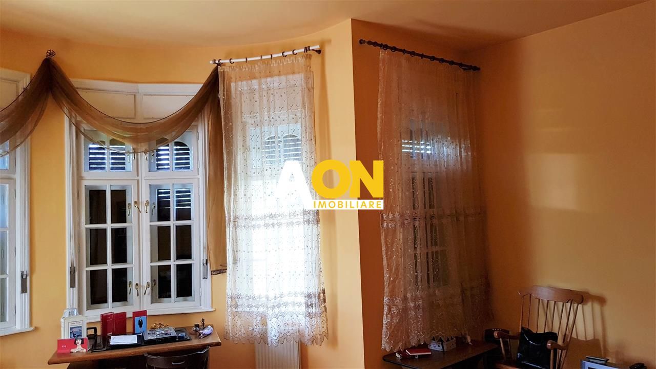 Casa de vanzare Cetate pretabila ca pensiune - Poză 13