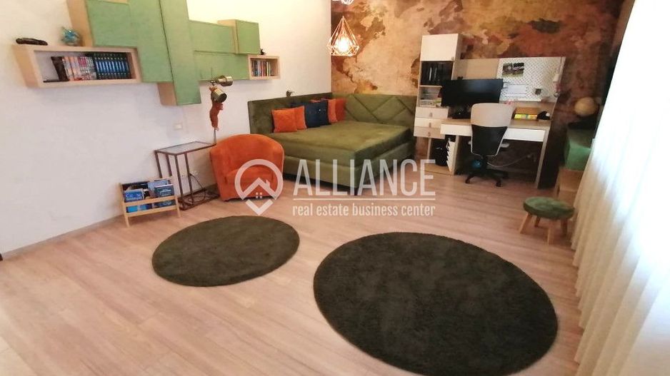 COICIU (Cod 01) Armonie și Eleganță pentru Două Generații! - Poză 31