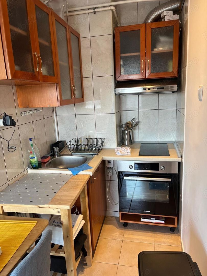 Vanzare Apartament 2 camere , etaj 3, centrală, mansardă și boxă - Cotroceni - Poză 6