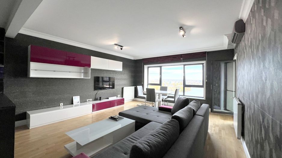 Vedere panoramica 2 camere | parcare Emerald Residence - Poză 2