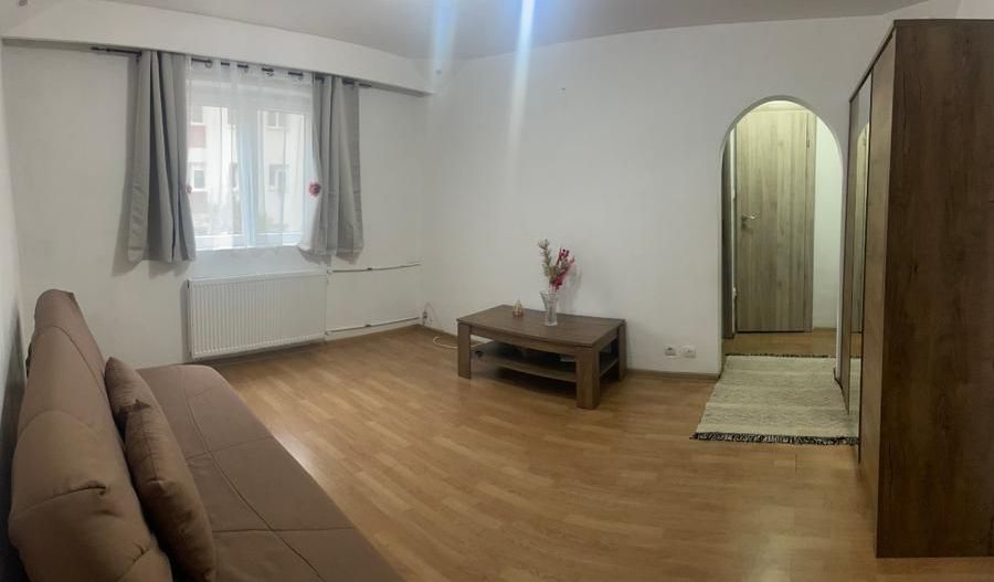 Vand apartament 2 camere - Poză 1