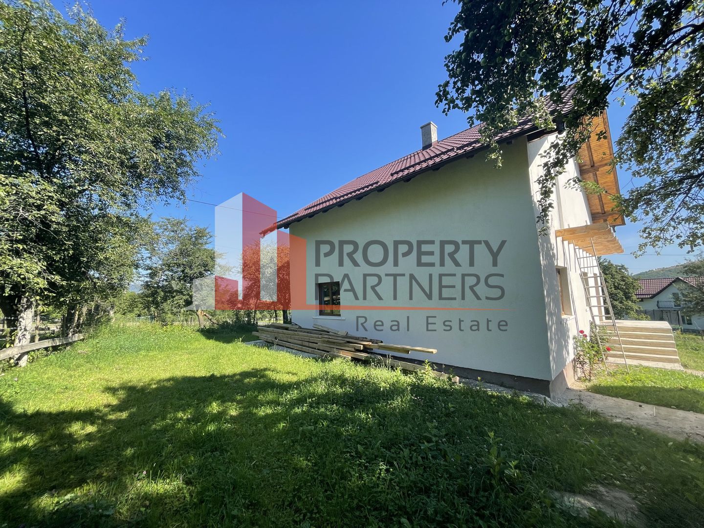 Casa Batraneasca Reconditionata Tohanita Bran 2300 mp Teren - Poză 10