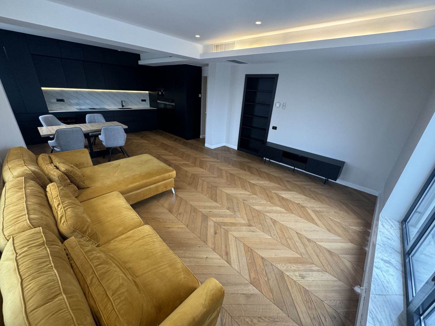 LUXURY PENTHOUSE HERASTRAU I 4 ROOMS -2 PARKING SPOTSI BOUTIQUE - Poză 1