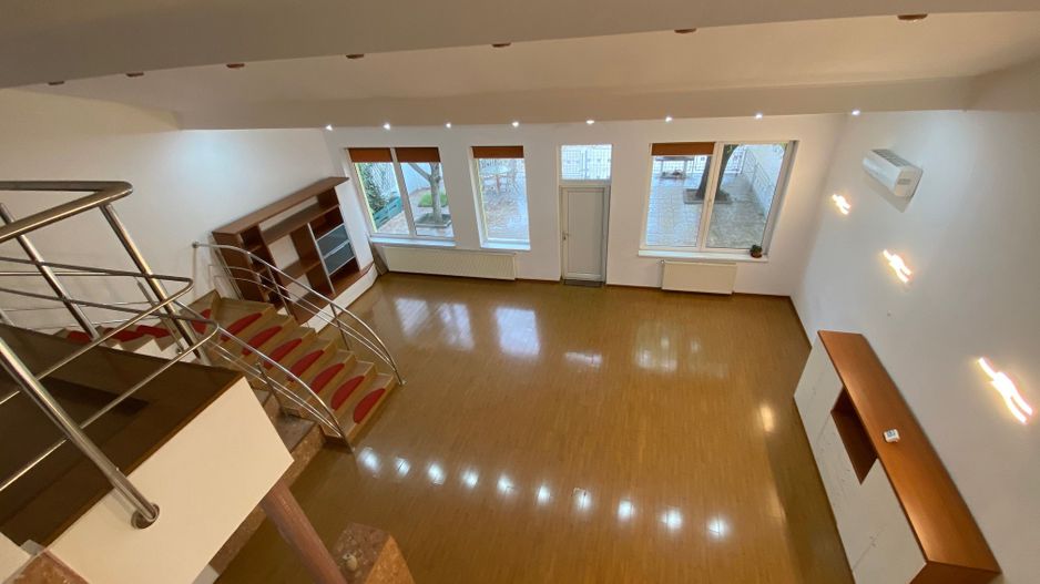 Vilă zona Liviu Rebreanu - Poză 5