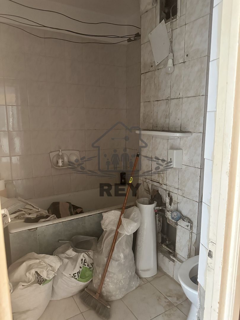 Apartament decomandat 2 camere de vânzare – Etaj 1, Str. Rahova, Sibiu - Poză 5