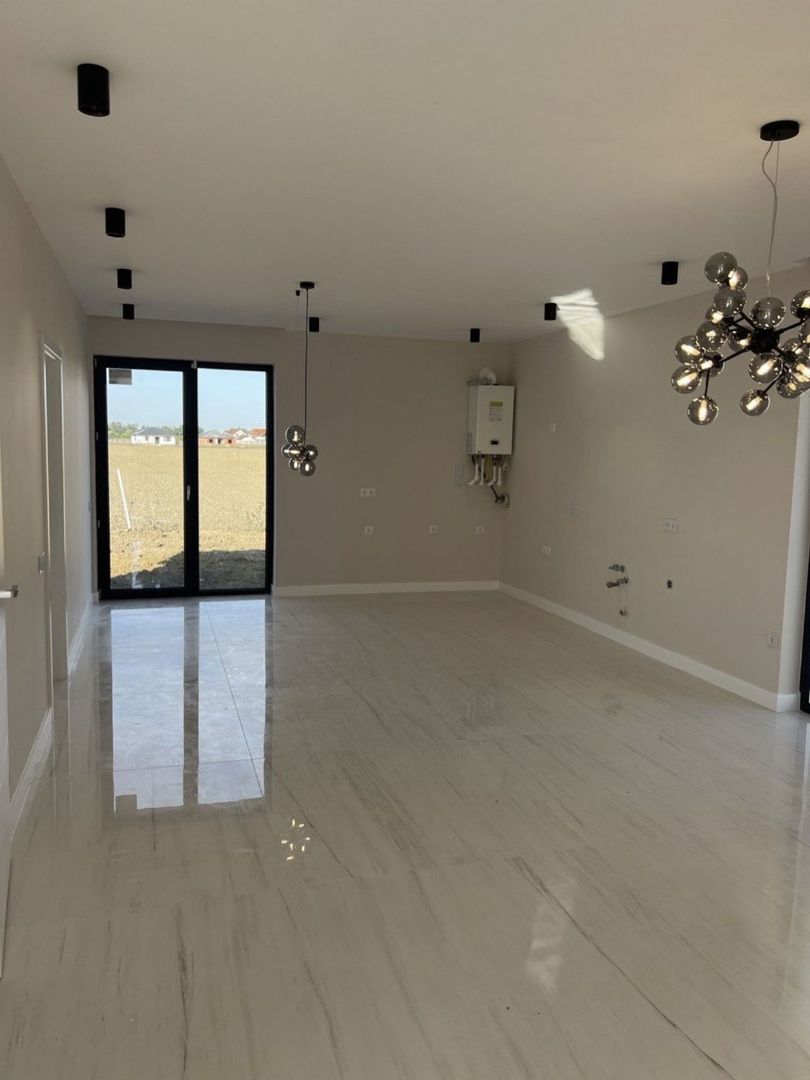 Casa de vanzare Odoreu, cartierul Olimp, Jud. Satu Mare - Poză 3