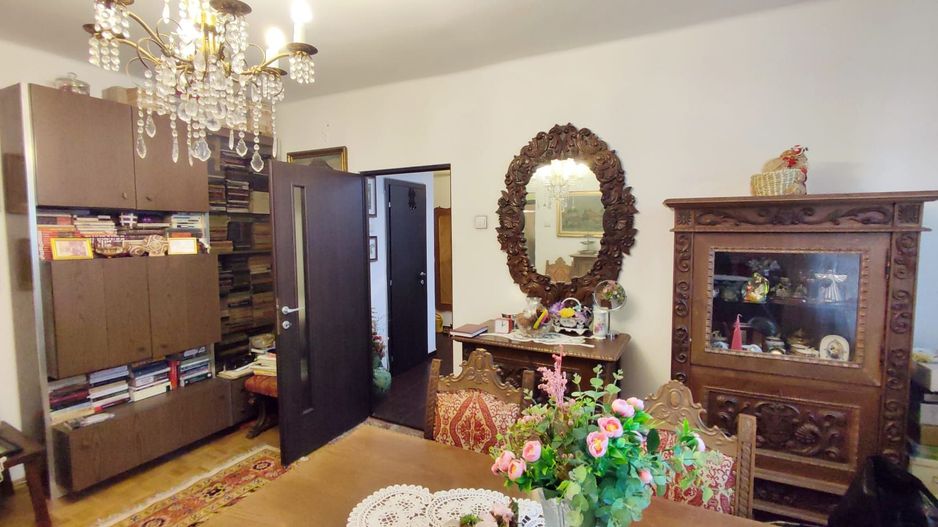 3 camere Etaj 1 in  Piata Mihai Viteazu - Poză 4