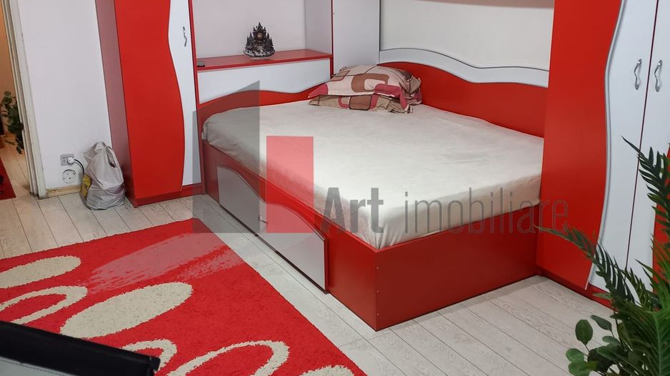 Garsoniera Drumul taberei mobilata si utilata - Poză 3