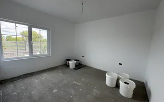 Casa Individuala Parter Sanmihaiu Roman,4 Camere,2 Bai,Proiect Modern - Poză 14