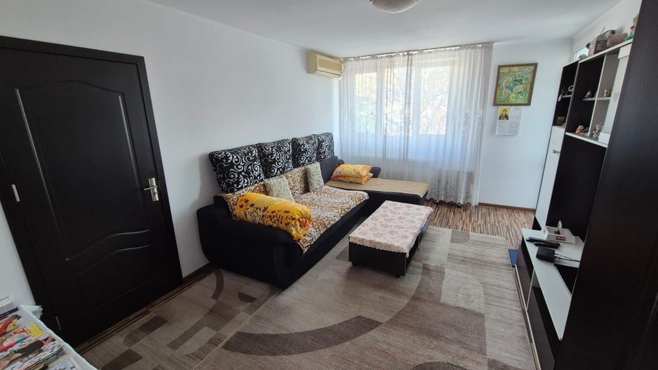 Ap 3 camere Titan - Piata Miniș mobilat/utilat - Poză 3