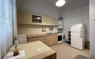 Apartament cu o cameră în zona centrala! - Poză 5