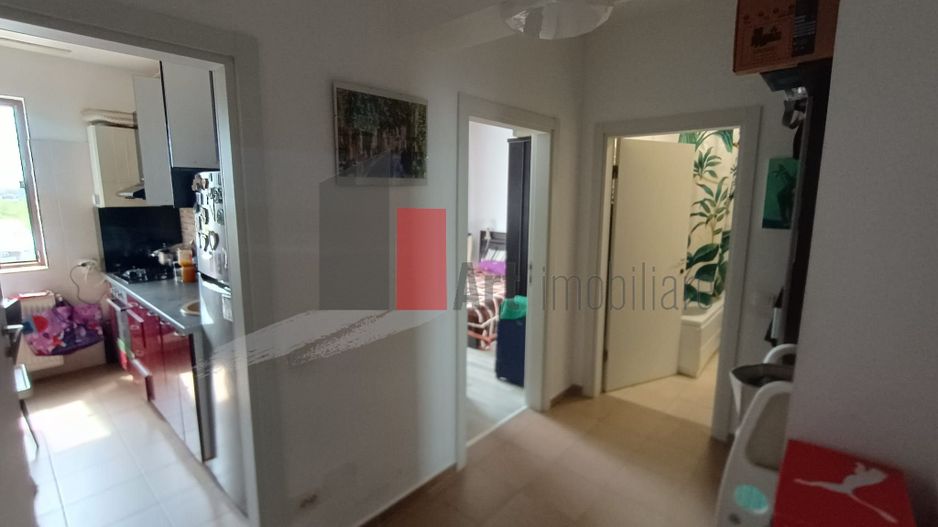Vânzare apartament 2 camere Metalurgiei - Poză 2