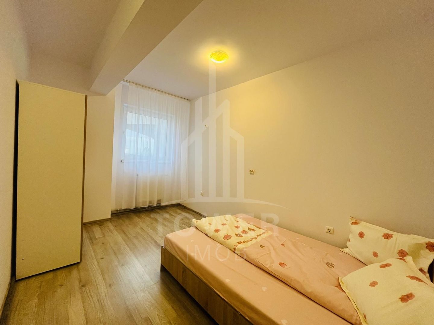 Apartament 3 camere decomandat - Poză 11
