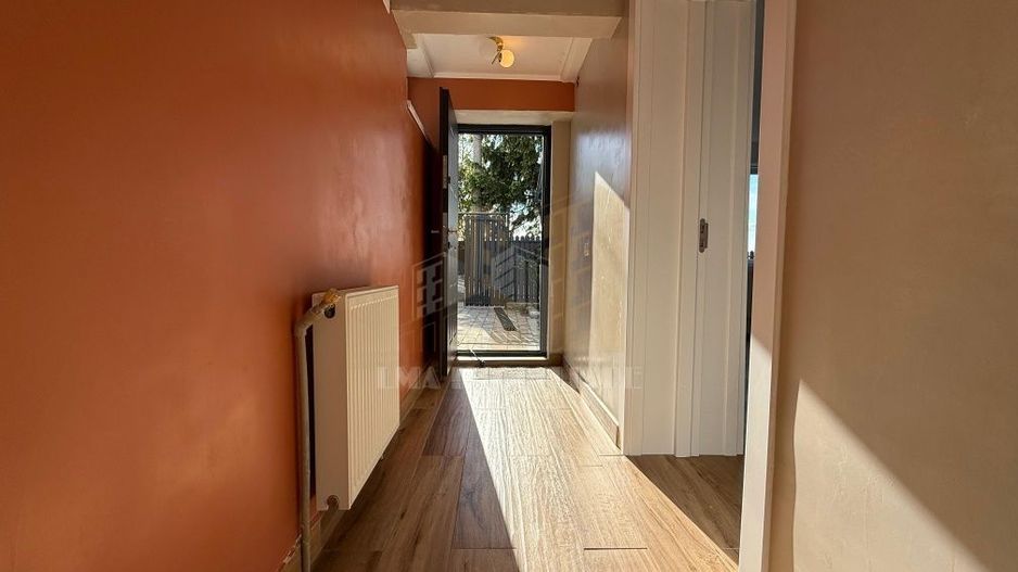 Apartament 2 camere semidecomandat Brasovul vechi - Poză 5