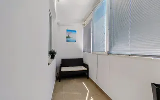 🏙️ Garsonieră modernă și aerisită de închiriat – Complex Noor Azur, Titan - Poză 11